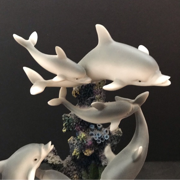Vintage Dolphins figurine marine life sculpture 10-1/2” tall - Picture 7 of 12